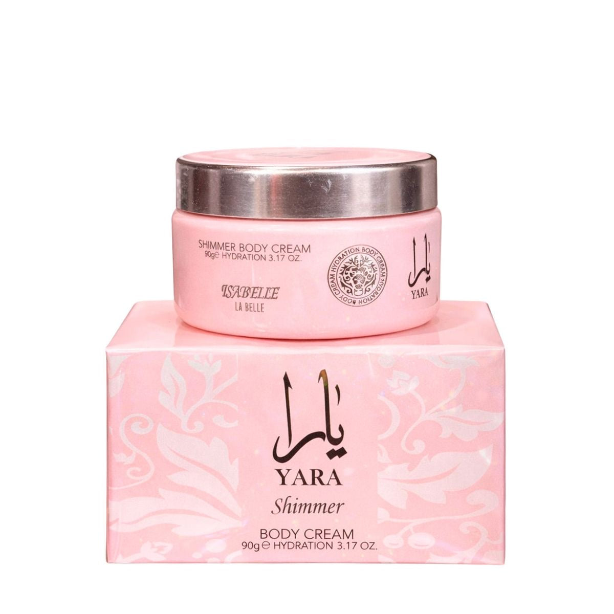 Pasta hidratante corporal yara isabelle 200g com creme shimmer rosa e tampa metálica prateada sobre caixa floral rosa
