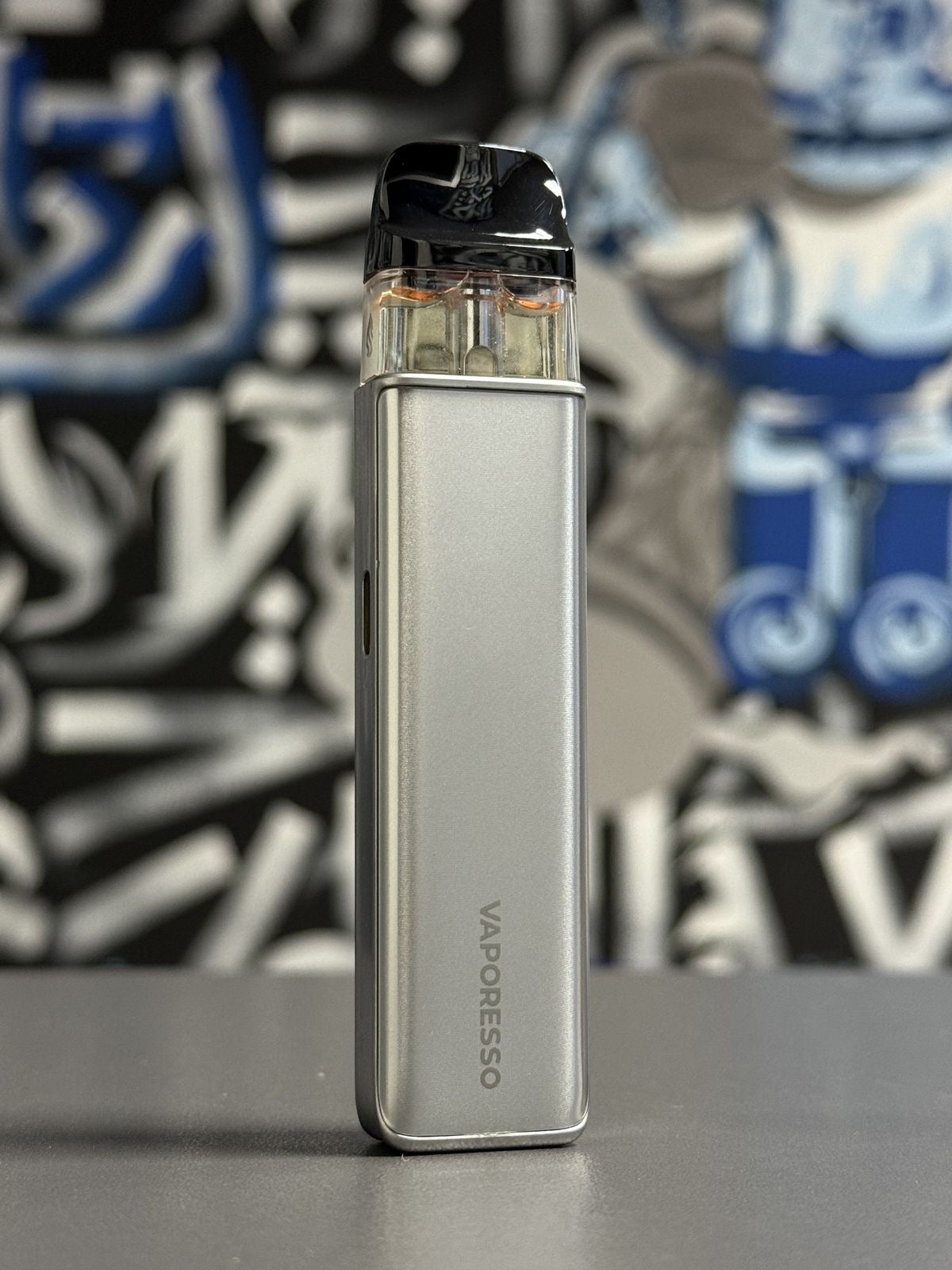 Dispositivo de vape vaporesso xros 5 mini prata com bocais preto e tanque transparente